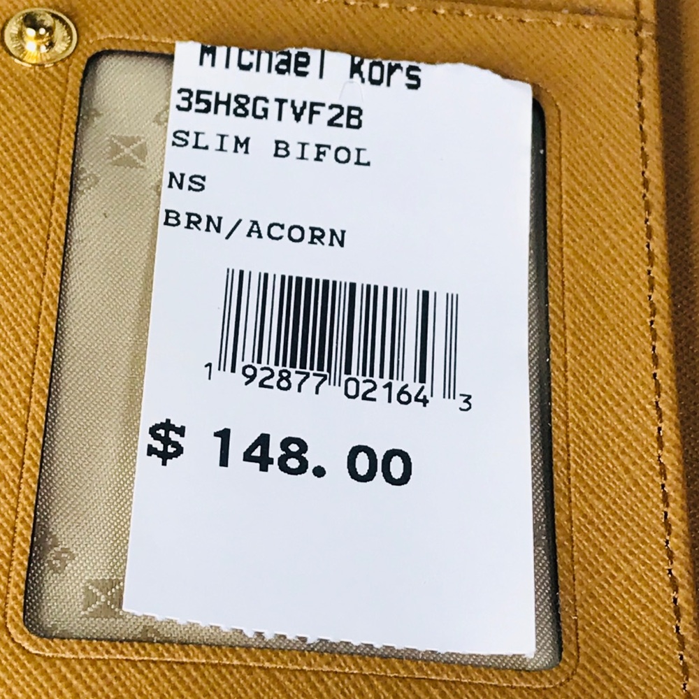 Michael Kors Jet Set Travel Slim Bifold Wallet - Picture 8 of 8
